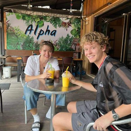 Alpha Hostel Cafe&Bar Ban Khlong Yai Exteriér fotografie